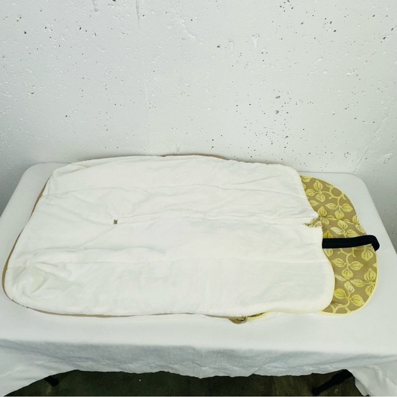 Petunia Pickle Bottom Beige & Yellow Stroller Bunting Bag - Picture 11 of 15